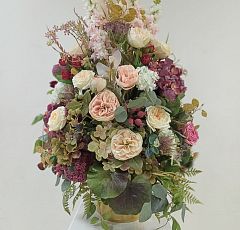 Композиция из искусственных цветов "Английский сад"