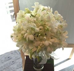 Букет невесты из орхидей дендробиум